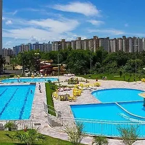  Hotel Golden Dolphin